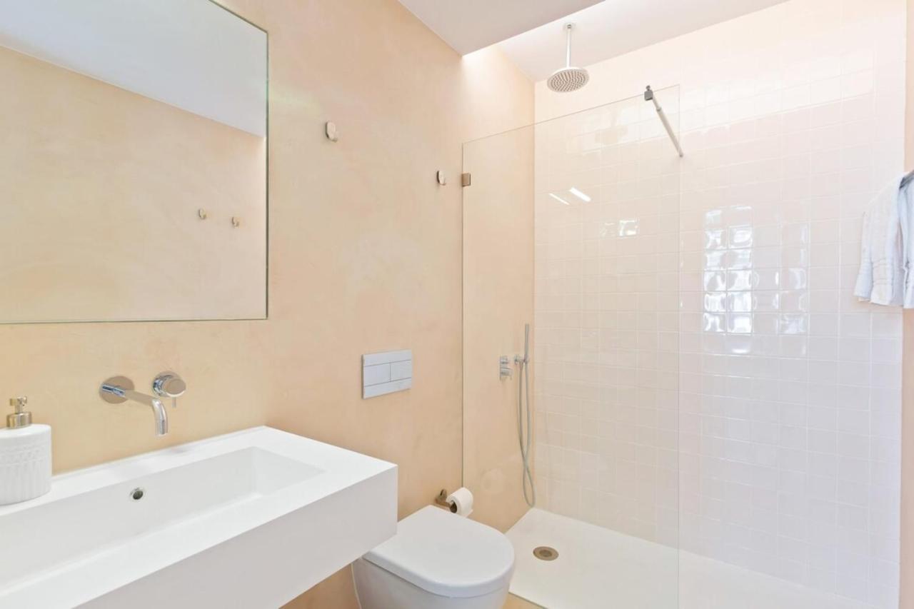 Spacious 1 Bedroom Apartment Near Baixa Лісабон Екстер'єр фото